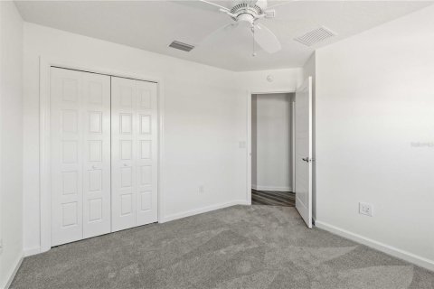 House in The Villages, Florida 3 bedrooms, 131.83 sq.m. № 1525394 - photo 24