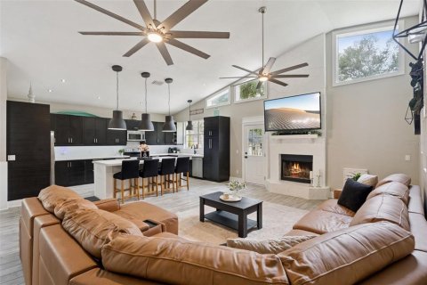 House in Ocoee, Florida 3 bedrooms, 219.25 sq.m. № 2239234 - photo 4