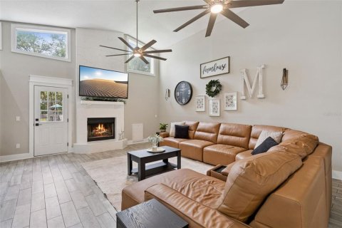 House in Ocoee, Florida 3 bedrooms, 219.25 sq.m. № 2239234 - photo 13