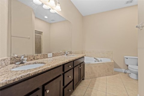 Adosado en venta en Tampa, Florida, 3 dormitorios, 157.56 m2 № 1856227 - foto 14