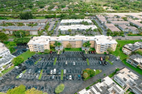 Condominio en venta en Miami, Florida, 3 dormitorios, 111.48 m2 № 1460850 - foto 6