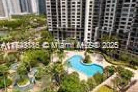 Condo in Miami, Florida, 1 bedroom  № 1839282 - photo 4