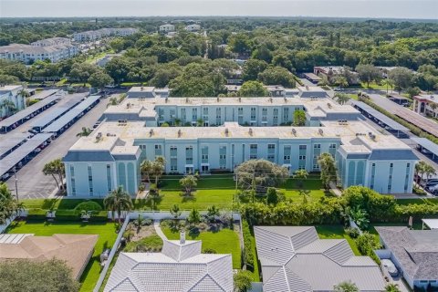 Condominio en alquiler en Belleair, Florida, 1 dormitorio, 81.01 m2 № 1802093 - foto 14