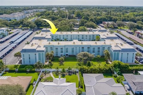 Condominio en alquiler en Belleair, Florida, 1 dormitorio, 81.01 m2 № 1802093 - foto 13