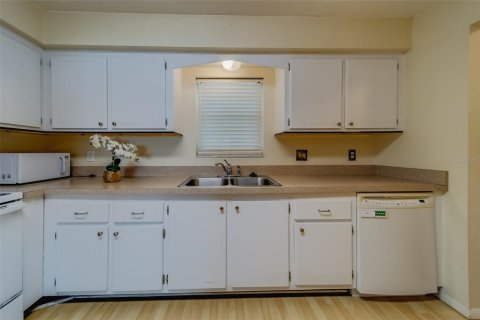 Condo in Belleair, Florida, 1 bedroom  № 1802093 - photo 7