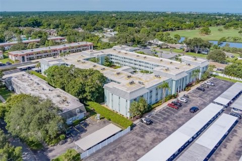 Condominio en alquiler en Belleair, Florida, 1 dormitorio, 81.01 m2 № 1802093 - foto 23