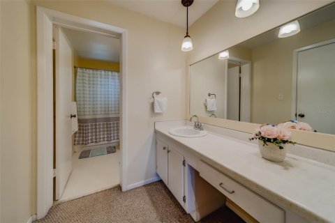 Condo in Belleair, Florida, 1 bedroom  № 1802093 - photo 6