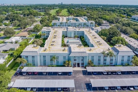 Condo in Belleair, Florida, 1 bedroom  № 1802093 - photo 18