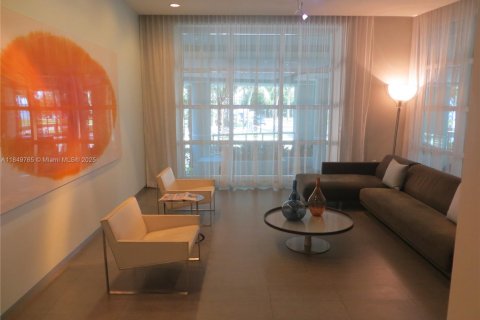 Condo in Miami, Florida, 1 bedroom  № 1888921 - photo 28