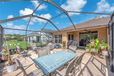 House in Fish Hawk, Florida 4 bedrooms, 188.96 sq.m. № 2117627 - photo 5