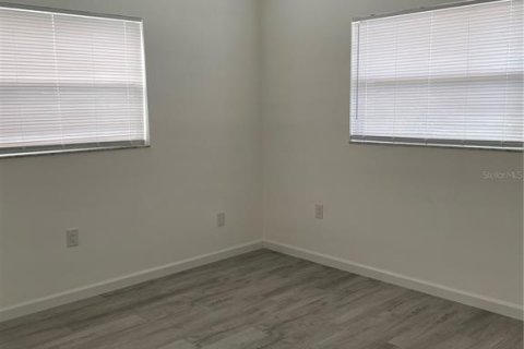 House in Winter Haven, Florida 3 bedrooms, 137.68 sq.m. № 1442951 - photo 18