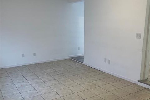 House in Winter Haven, Florida 3 bedrooms, 137.68 sq.m. № 1442951 - photo 12