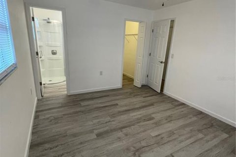 House in Winter Haven, Florida 3 bedrooms, 137.68 sq.m. № 1442951 - photo 20