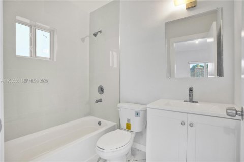 Immobilier commercial à vendre à Miami, Floride: 520.25 m2 № 2091256 - photo 21