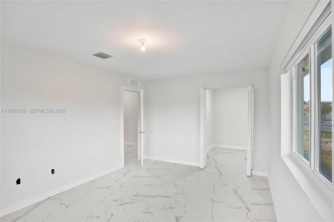 Immobilier commercial à vendre à Miami, Floride: 520.25 m2 № 2091256 - photo 28