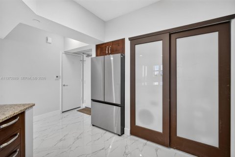 Condominio en venta en Aventura, Florida, 2 dormitorios, 116.78 m2 № 2033967 - foto 13
