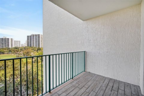 Condominio en venta en Aventura, Florida, 2 dormitorios, 116.78 m2 № 2033967 - foto 23