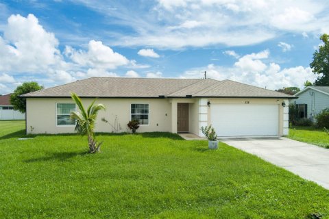Casa en venta en Port St. Lucie, Florida, 3 dormitorios, 112.97 m2 № 2350989 - foto 2