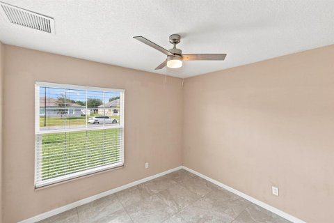 Casa en venta en Port St. Lucie, Florida, 3 dormitorios, 112.97 m2 № 2350989 - foto 24