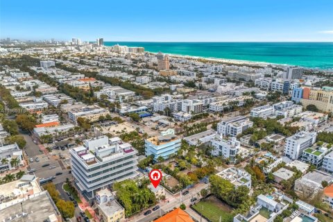 Commercial property in Miami Beach, Florida № 2046485 - photo 14