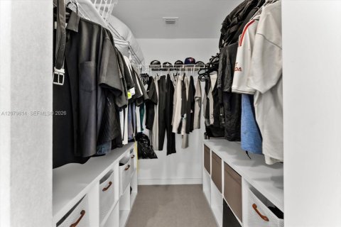 Condo in Miami, Florida, 3 bedrooms  № 2331927 - photo 14