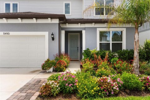 House in Riverview, Florida 5 bedrooms, 338.26 sq.m. № 2215941 - photo 6