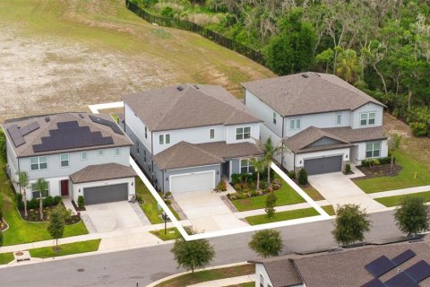 House in Riverview, Florida 5 bedrooms, 338.26 sq.m. № 2215941 - photo 4