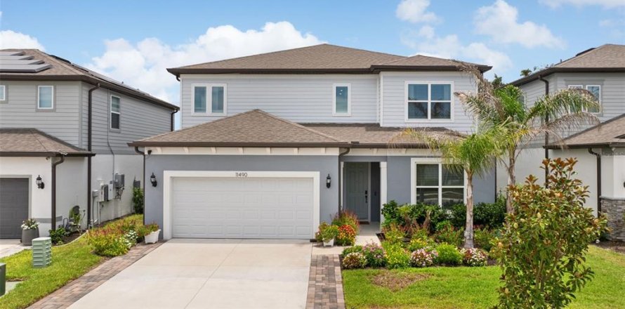 House in Riverview, Florida 5 bedrooms, 338.26 sq.m. № 2215941