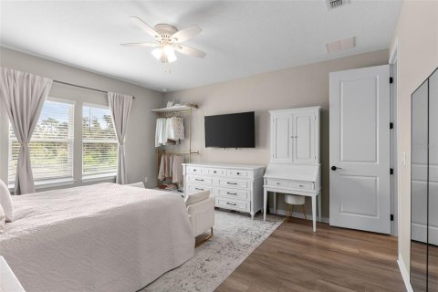 House in Riverview, Florida 5 bedrooms, 338.26 sq.m. № 2215941 - photo 26
