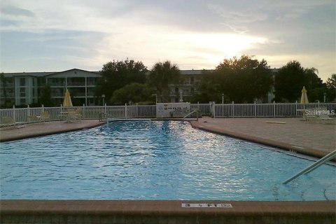 Condo in Saint Petersburg, Florida, 1 bedroom  № 1869767 - photo 27