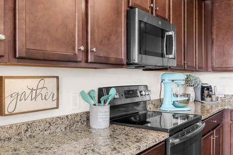 Condo in Lakewood Ranch, Florida, 2 bedrooms in LAKEWOOD NATIONAL  № 1717909 - photo 15