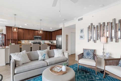 Condo in Lakewood Ranch, Florida, 2 bedrooms in LAKEWOOD NATIONAL  № 1717909 - photo 12