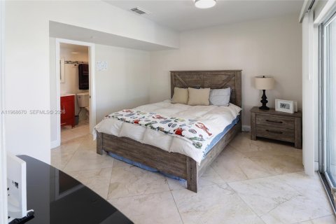 Casa en alquiler en Fort Lauderdale, Florida, 3 dormitorios, 122.63 m2 № 2031705 - foto 17