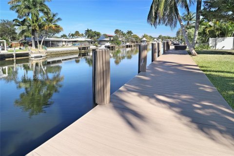 Casa en alquiler en Fort Lauderdale, Florida, 3 dormitorios, 122.63 m2 № 2031705 - foto 29