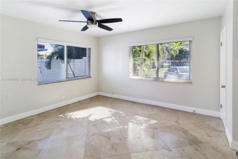 Casa en alquiler en Fort Lauderdale, Florida, 3 dormitorios, 122.63 m2 № 2031705 - foto 20