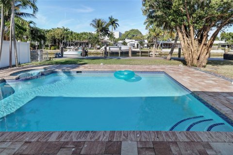 Casa en alquiler en Fort Lauderdale, Florida, 3 dormitorios, 122.63 m2 № 2031705 - foto 27