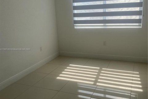 Touwnhouse à louer à Homestead, Floride: 4 chambres, 139.35 m2 № 1941926 - photo 15