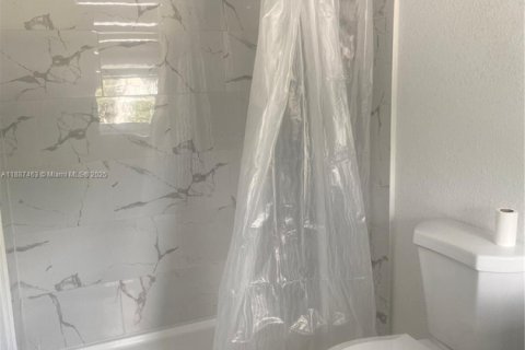 Touwnhouse à louer à Homestead, Floride: 4 chambres, 139.35 m2 № 1941926 - photo 7