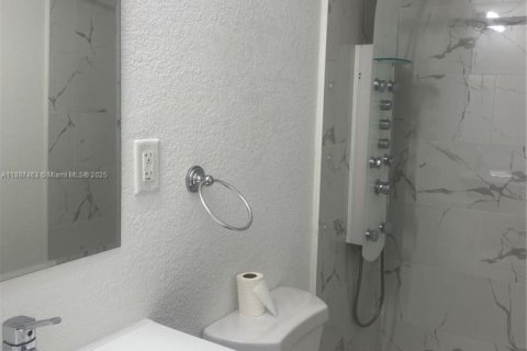 Touwnhouse à louer à Homestead, Floride: 4 chambres, 139.35 m2 № 1941926 - photo 9