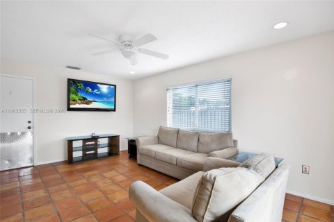 Casa en venta en Cooper City, Florida, 3 dormitorios, 153.2 m2 № 2049702 - foto 20