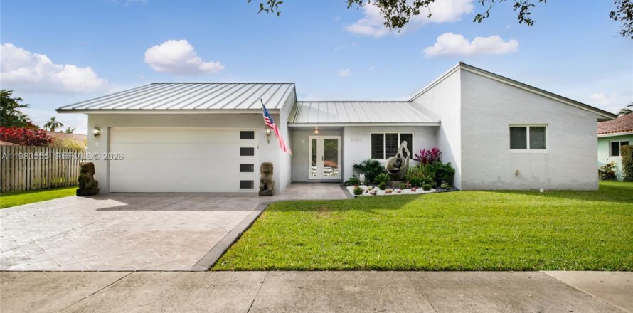 Casa en Cooper City, Florida 3 dormitorios, 153.2 m2 № 2049702