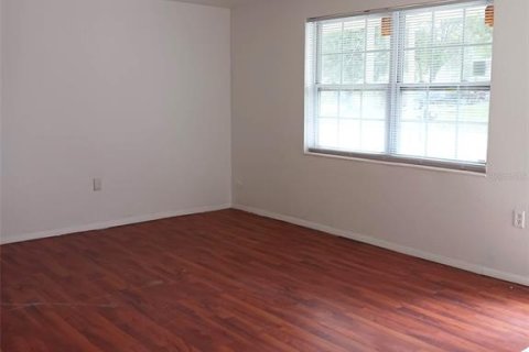 Villa ou maison à louer à Brooksville, Floride: 3 chambres, 115.2 m2 № 2101039 - photo 4
