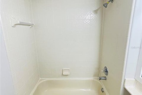 Villa ou maison à louer à Kissimmee, Floride: 3 chambres, 142.88 m2 № 2105313 - photo 21