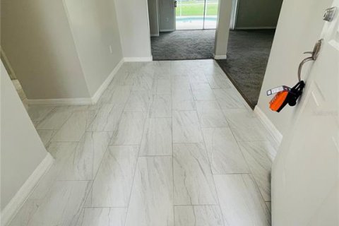 Villa ou maison à louer à Kissimmee, Floride: 3 chambres, 142.88 m2 № 2105313 - photo 4
