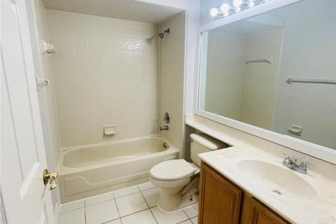 Villa ou maison à louer à Kissimmee, Floride: 3 chambres, 142.88 m2 № 2105313 - photo 20