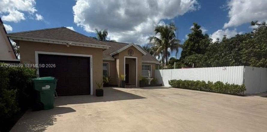 Villa ou maison à Homestead, Floride 3 chambres, 124.12 m2 № 2399795