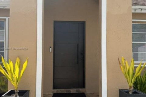 Villa ou maison à vendre à Homestead, Floride: 3 chambres, 124.12 m2 № 2399795 - photo 4