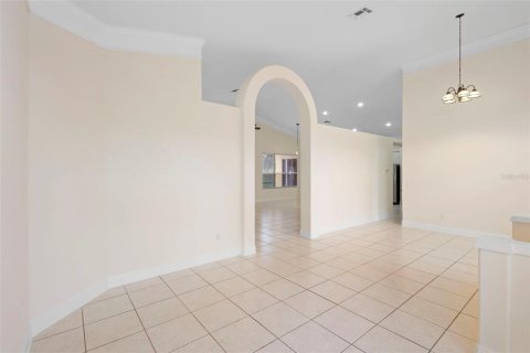 House in Oviedo, Florida 5 bedrooms, 236.44 sq.m. № 1781125 - photo 20