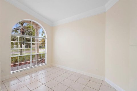 House in Oviedo, Florida 5 bedrooms, 236.44 sq.m. № 1781125 - photo 15