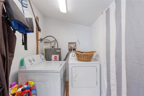 Купить виллу или дом в Брэндон, Флорида 3 комнаты, 130.06м2, № 2151080 - фото 12